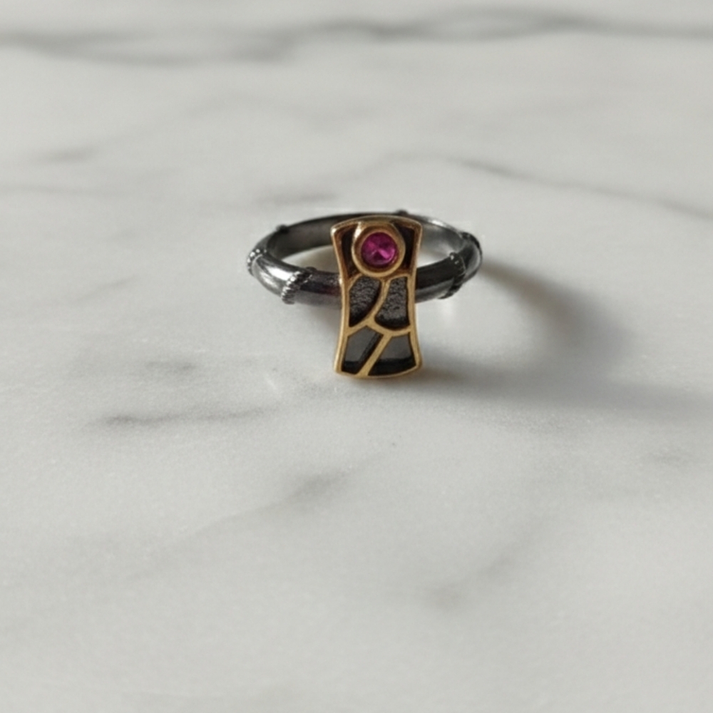 Size 9 Vintage Ring
